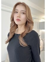 ノラ ウメダ(NORA UMEDA)&nbsp;【chiaki】milktea brownハイトーンケアブリーチ髪質改善