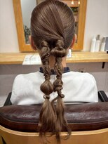 ブリッジ(bridge) パーティヘアセット×ゆるふわポニー