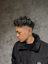 ドゥーエン 緑橋店(DoEN) ホワイトメッシュ/アップバングショート