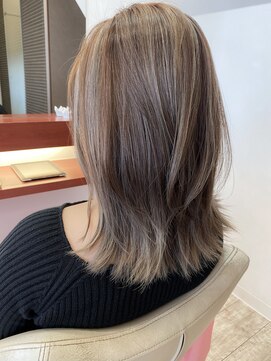 マーリャヘアー(mallia hair) くびれ外ハネセミロング