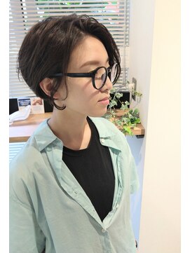 ザデイ(THE DAY) 【お手入れ簡単 】ショートパーマスタイル