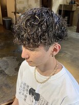 フィフス トウキョウ (fifth TOKYO)&nbsp;ツイストパーマツイストスパイラルパーマメンズパーマメンズヘア