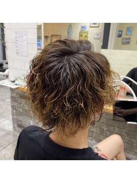 オフザリップ オーシャン(off the Lip ocean) スパイラルパーマ&ハイライト
