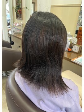 コアフィールフィス(COIFFURE fils) 《見附　今町》学生カット　セミロング