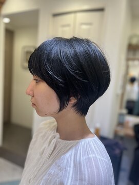 ロンド パルティール 大宮(Lond partir) 斜め前髪ピンクベージュインナーグレージュウルフショート