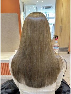 キングスベリーユナイテッド(Kingsbury United) 美髪ストレート♪【髪質改善/縮毛矯正/府中】