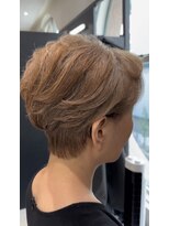 ジエクト ヴィシア(The Ect VIXIA) ふんわりエレガントスタイル!ミセスパーマショート