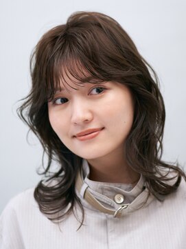 ヘアサロン ガリカ 表参道(hair salon Gallica) レイヤーミディアムのニュアンスウェーブ/透ける暗髪