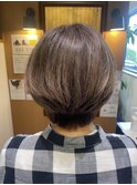 ショートボブ