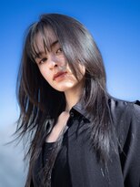 ロンプ(romp)&nbsp;内巻きカールが綺麗なハッシュカット/レイヤー