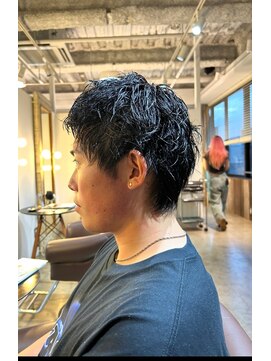 ビハインドザカーテン(BEHIND THE CURTAIN) 【初めての方にオススメ】ピンパーマ