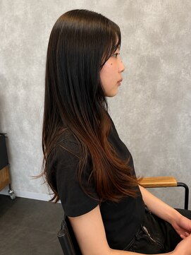 アンレーブ ヘア メイク 韓国風レイヤーロング×グラデーションカラー