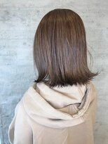 キャメル(Camel) 外ハネショート