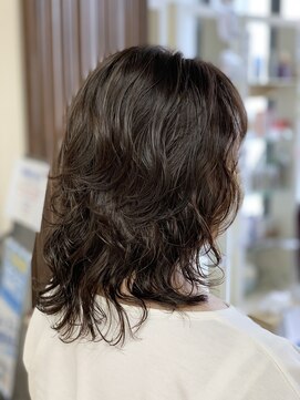 クオリス 上板橋店(QUALIS) ゆるふわウェーブ　ウルフレイヤーミディアム　くびれミディアム