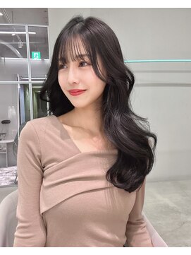 ジーナ 名駅(XENA.) 《xena/中島》綺麗目な大人レイヤー