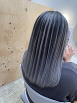 ワンバイワン(One×One)&nbsp;【花菜】白髪ぼかしを叶えるバレイヤージュスタイル