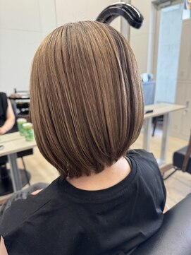 ヒューズ(FUSE) ボブ