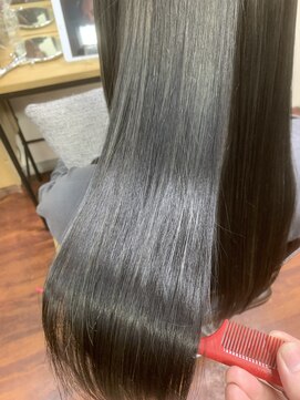 リアナ(RIANA) 髪質改善トリートメント＋カラー