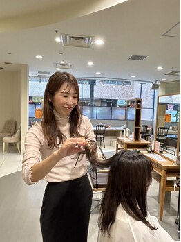 エミュ(emu)の写真/【女性stylist多数在籍】女性ならではの細かな気遣いに落ち着く♪絶妙なニュアンスstyleもお任せ◎