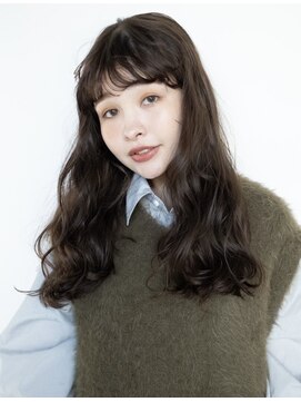 シアアオヤマ 表参道青山(SHEA aoyama) ロングのゆるふわパーマ【ニュアンスパーマ】