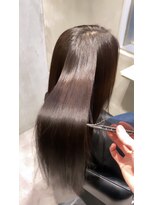 ドールバイリトル(D'or by little) パヤ毛を抑えてうねりを無くす縮毛矯正！
