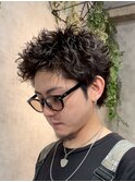 MEN’S HAIR/ブルーブラック/フェザーパーマ/ハイライト
