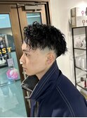 ツイストスパイラルパーマ　メンズサロン　マッシュカット　韓国