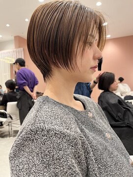 ケンジ 横浜(KENJE) まるみくびれショート