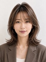サーカス バイ ビュートリアム 青山(CIRCUS by BEAUTRIUM)&nbsp;くびれミディアムレイヤー 脱白髪染め 若見えヘア 表参道青山