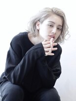 ココ 本八幡(KOKO)&nbsp;黒髪クラゲヘアーオリーブグレー小顔ココアベージュ丸型卵型ボブ