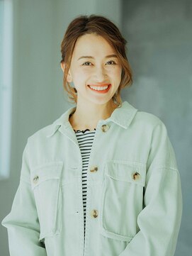 アマリス(Amaris) ミディアムアレンジ20代/30代/40代/50代/庭瀬