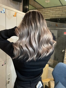 ラフ(LAFF) #黒髪#ボブルフ#ネビージュ#小顔#ワンレン