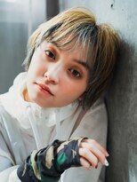 ライラ(Lyla)&nbsp;カラーで遊ぼう　ペールグリーンハイライトショート