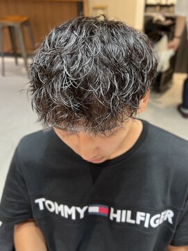 フリーク バーバーショップ 都島店(FREAK BARBER SHOP) チリつかないツイストスパイラルパーマ