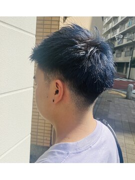ギュルン(gronn) gronnのメンズカット