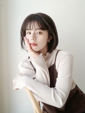 ガーランドツー(Garland 2F) ◎ワイドバングが大人可愛い♪ぱつっと耳かけ小顔ボブ《池袋》