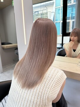 天神美容室 [天神/ブリーチ/ダブルカラー/髪質改善/ミルクティー/学割U24]