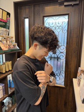 ガイズ ヘアー イサミ(GUY'S HAIR 133) スペインカール/パーマ/スパイラルパーマ