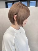 ◎愛されショートボブミルクティーベージュ艶髪