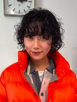 ナループロアツム(Nalu pu loa Tsum)&nbsp;黒髪ウルフパーマ/マッシュウルフパーマ/ウェーブパーマ