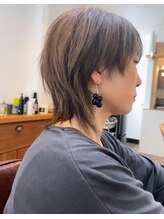 コンパス(COMPASS) ミディアムショートウルフ