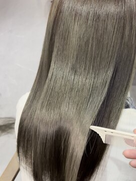 シアン(CYAN) 髪質改善×オリーブカラー