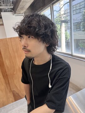 シアー(siar) スパイラルパーマ　メンズパーマ　マッシュウルフ　ウルフ