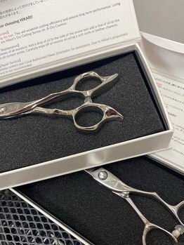 コージーヘアー(kozy hair)の写真/【21時まで営業】ひげ・眉などの身だしなみを整え、清潔感アップ◎お悩み事はプロにお任せください。