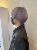 アンビ(ambi)&nbsp;ホワイトシルバーカラー