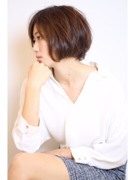 ハーツスタンダード(Hearts Standard) 【フェミ×ショートボブ3rd無造作カール】の秘密♪