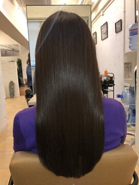 アコンプリッシュ 代官山 恵比寿(accomplish) プラチナミネコラ