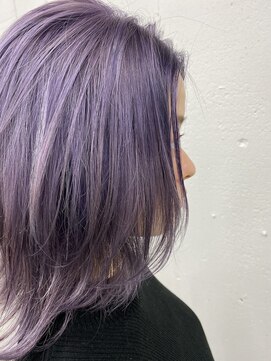 ノラ シンディ(NORA CYNDY) ラベンダーバイオレットカラー☆