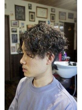 ヴェナ(VeNA) マッシュパーマ