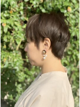 アクアマリン8810 ハチハチイチゼロ(AQUA MARINE 8810) 似合わせカット/ミディアムレイヤーカット/髪質改善/北習志野